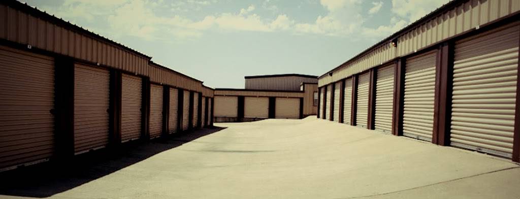 Macho Self Storage Red Oak | 201 Brothers Blvd, Red Oak, TX 75154, USA | Phone: (972) 617-1191