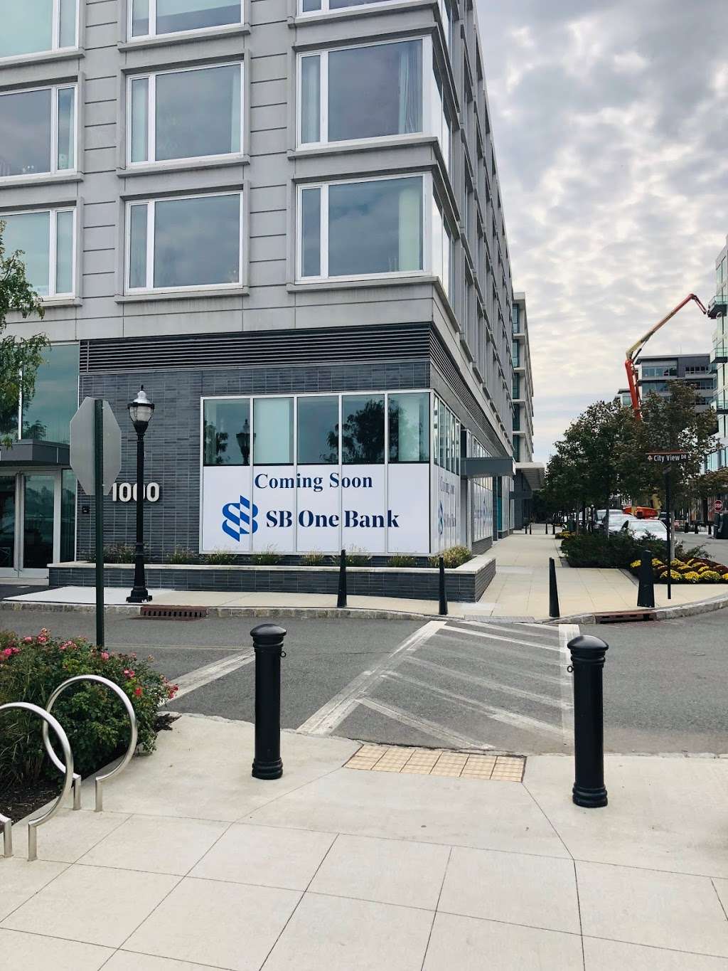 SB One Bank | 1000 Ave at Port Imperial, Weehawken, NJ 07086, USA