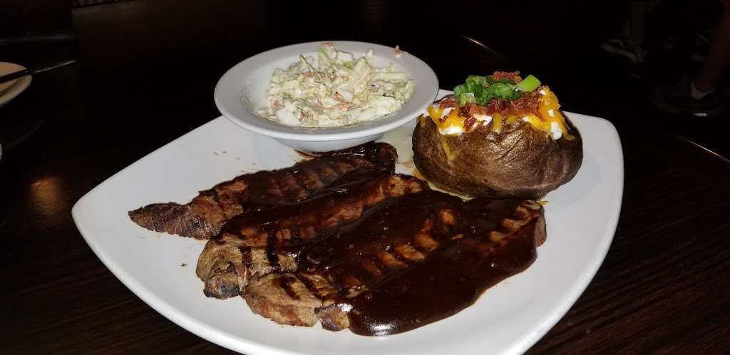 Big Papas Steakhouse | 1001 W Tehachapi Blvd C-200, Tehachapi, CA 93561, USA | Phone: (661) 822-7272