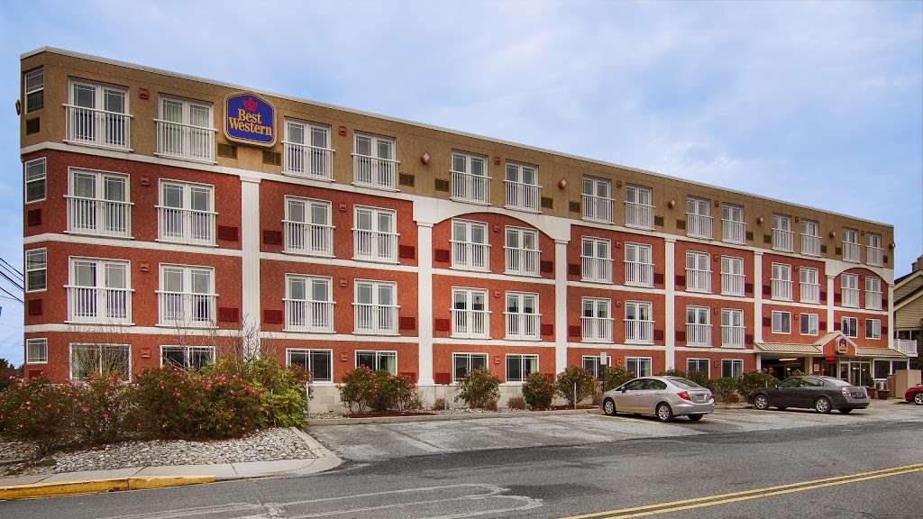 The Gold Leaf Hotel of Dewey-Rehoboth Beach | 1400 Coastal Hwy, Dewey Beach, DE 19971, USA | Phone: (302) 226-1100