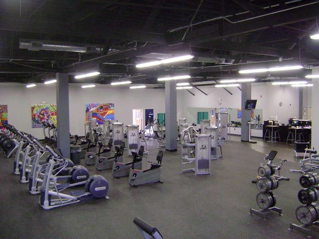 Fortaleza Fitness Center | 133 W Hunting Park Ave, Philadelphia, PA 19140, USA | Phone: (215) 455-5370