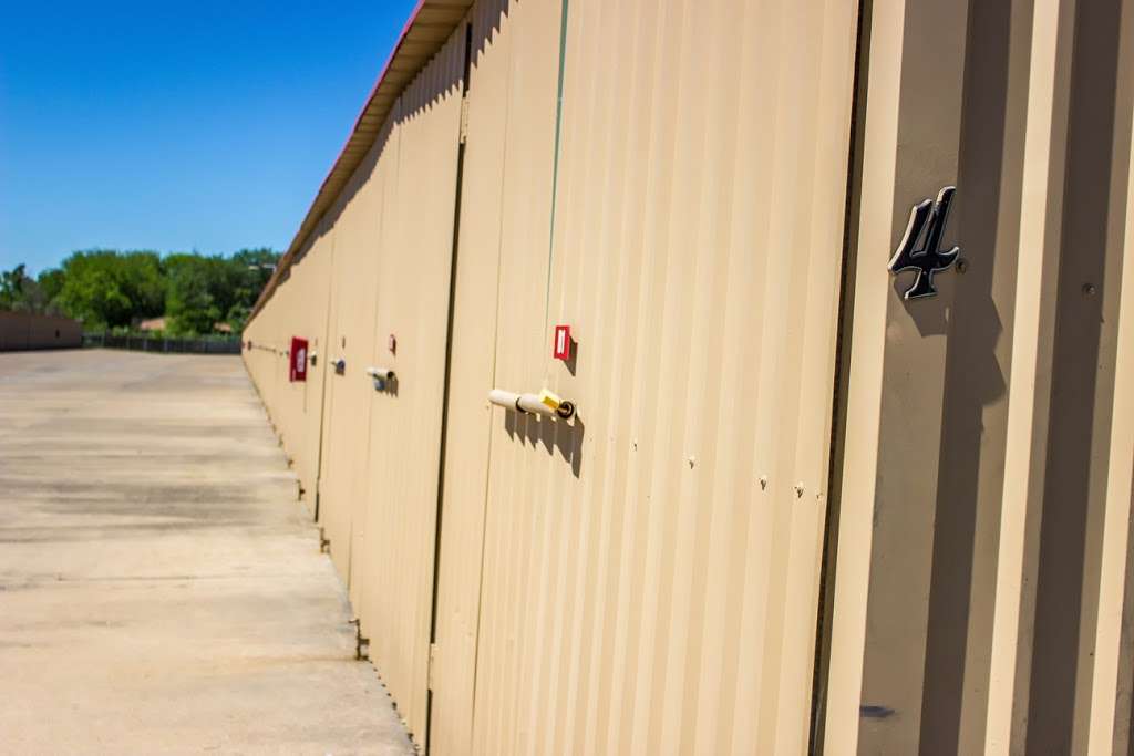 Move It Self Storage - Kemah | 525 Cien Rd, Kemah, TX 77565, USA | Phone: (713) 450-4250