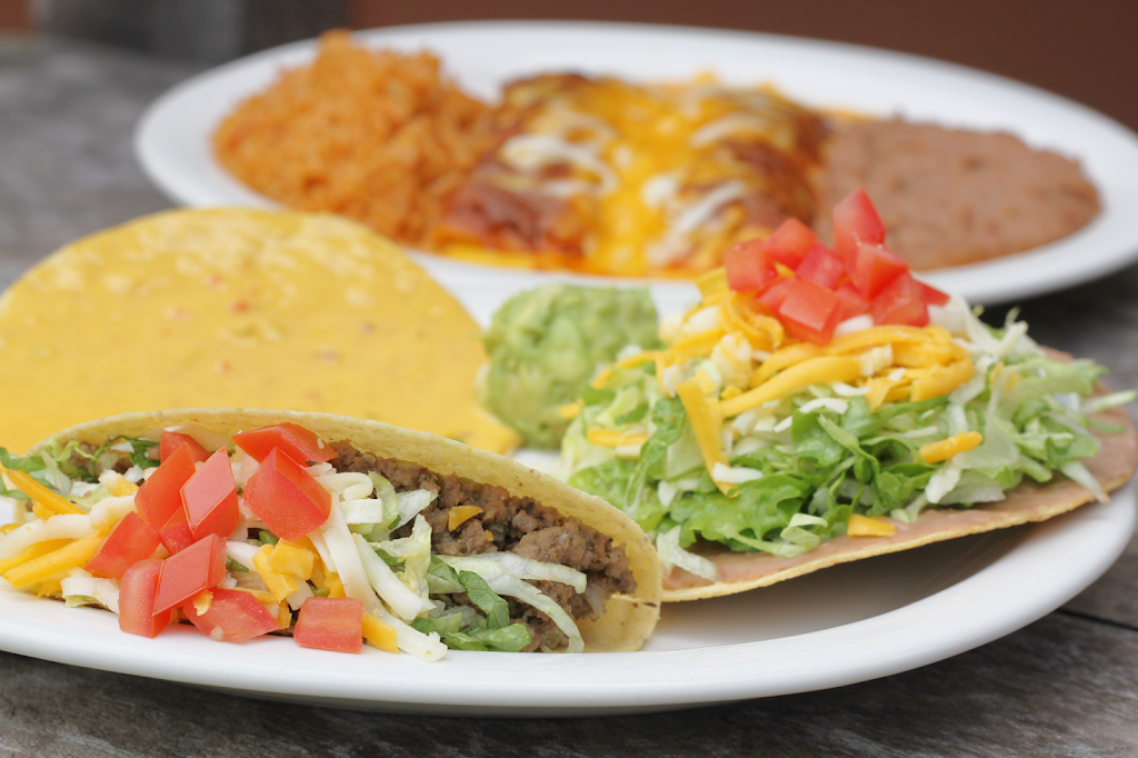 El Toro Mexican Restaurant | 5810 Garth Rd, Baytown, TX 77521, USA | Phone: (281) 421-1919