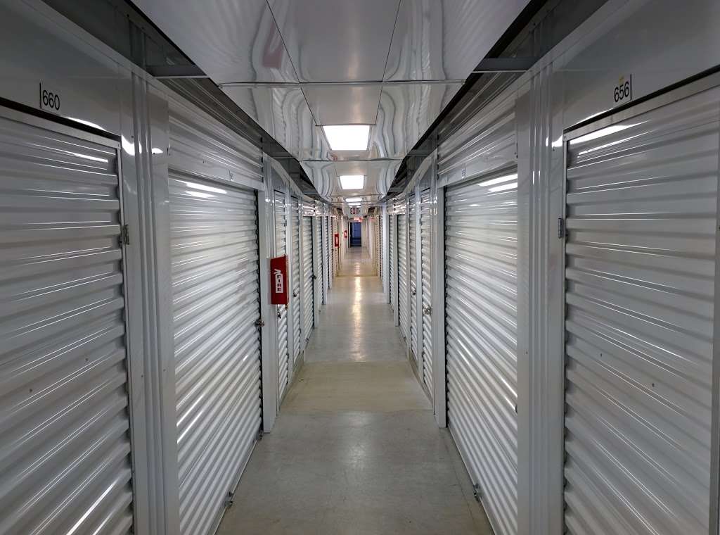 Lockaway Storage - Nacogdoches | 16002 Nacogdoches Rd, San Antonio, TX 78247, USA | Phone: (210) 625-4477