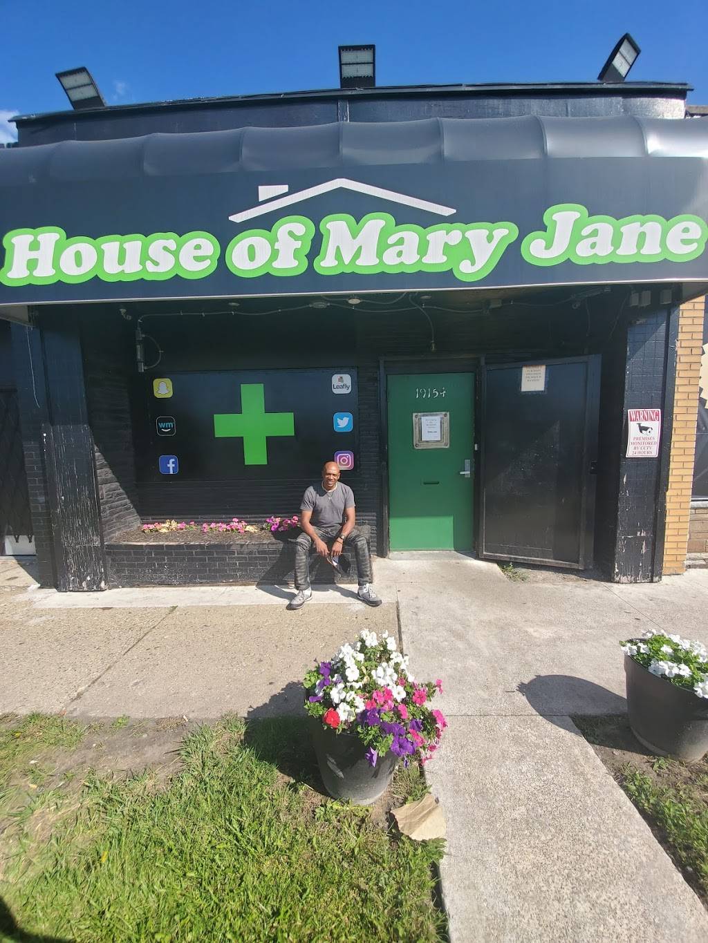 The House of Mary Jane | 19154 James Couzens Fwy, Detroit, MI 48235, USA | Phone: (313) 340-9202