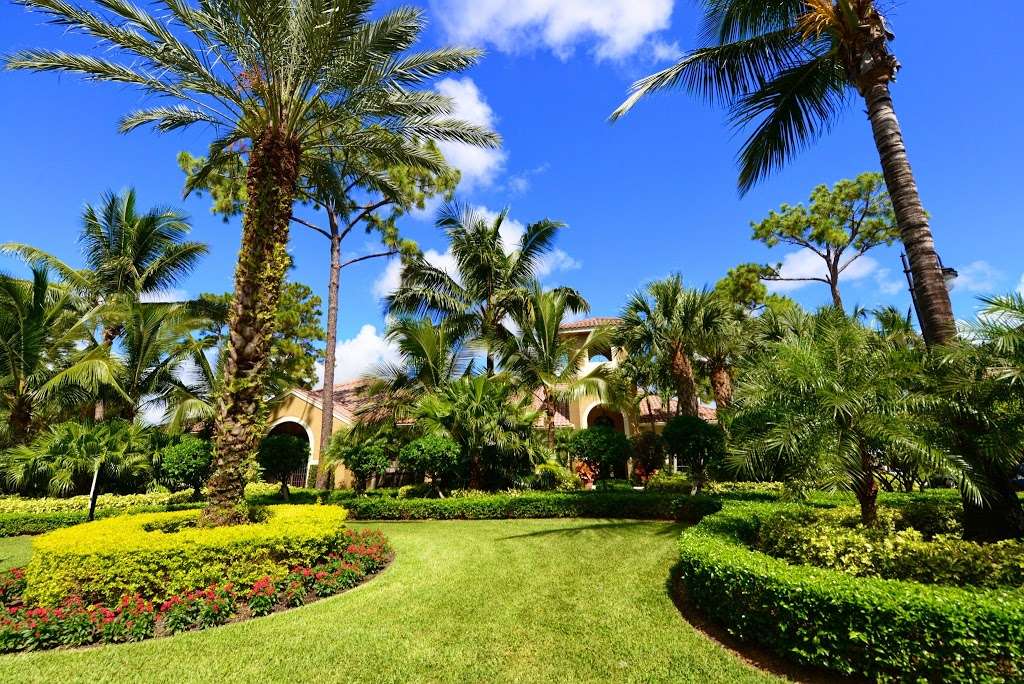 Gables Town Place | 21409 Town Lakes Dr, Boca Raton, FL 33486, USA | Phone: (561) 338-6861