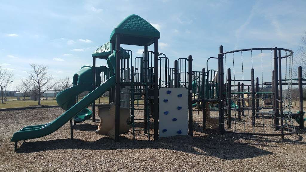 Cornerstone Lakes Park | 2199 Smith Rd, West Chicago, IL 60185 | Phone: (630) 293-9474