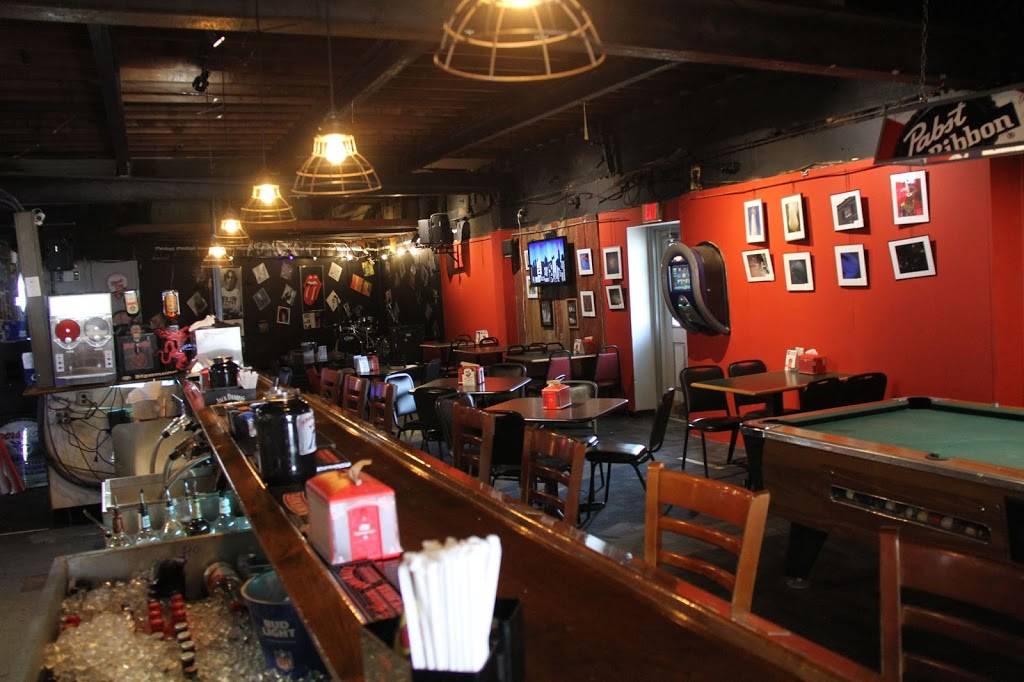 Twin Kegs II | 327 Hermitage Ave, Nashville, TN 37210, USA | Phone: (615) 301-8675