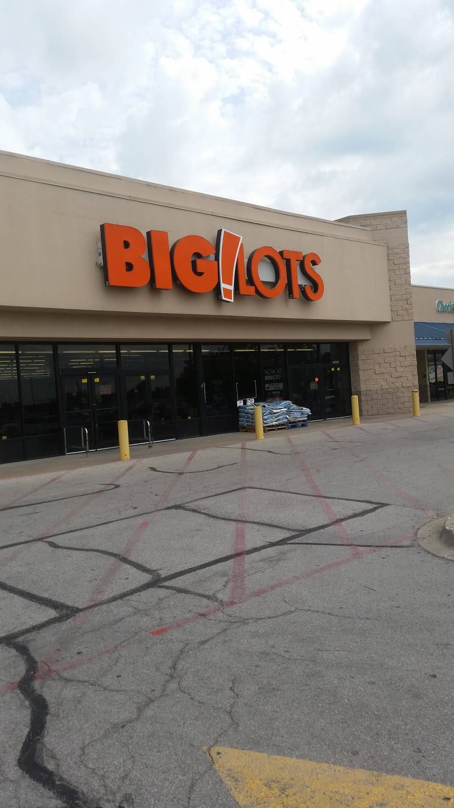 Big Lots | 8787 N Owasso Expy Ste F, Owasso, OK 74055, USA | Phone: (918) 376-2976