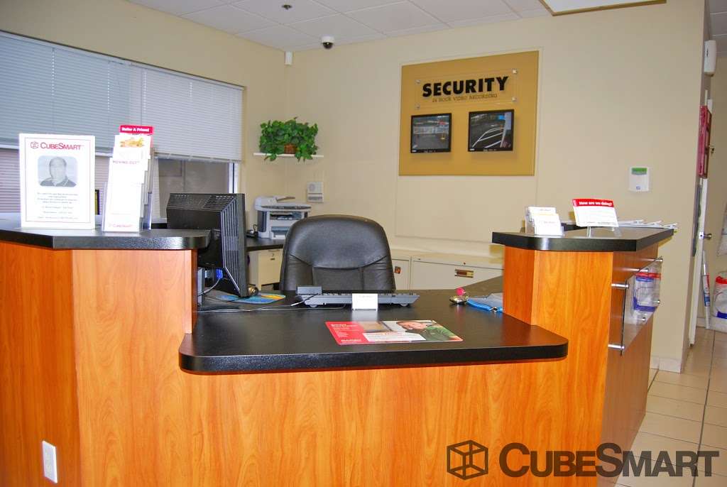 CubeSmart Self Storage | 19200 US-441, Boca Raton, FL 33498 | Phone: (561) 477-0084