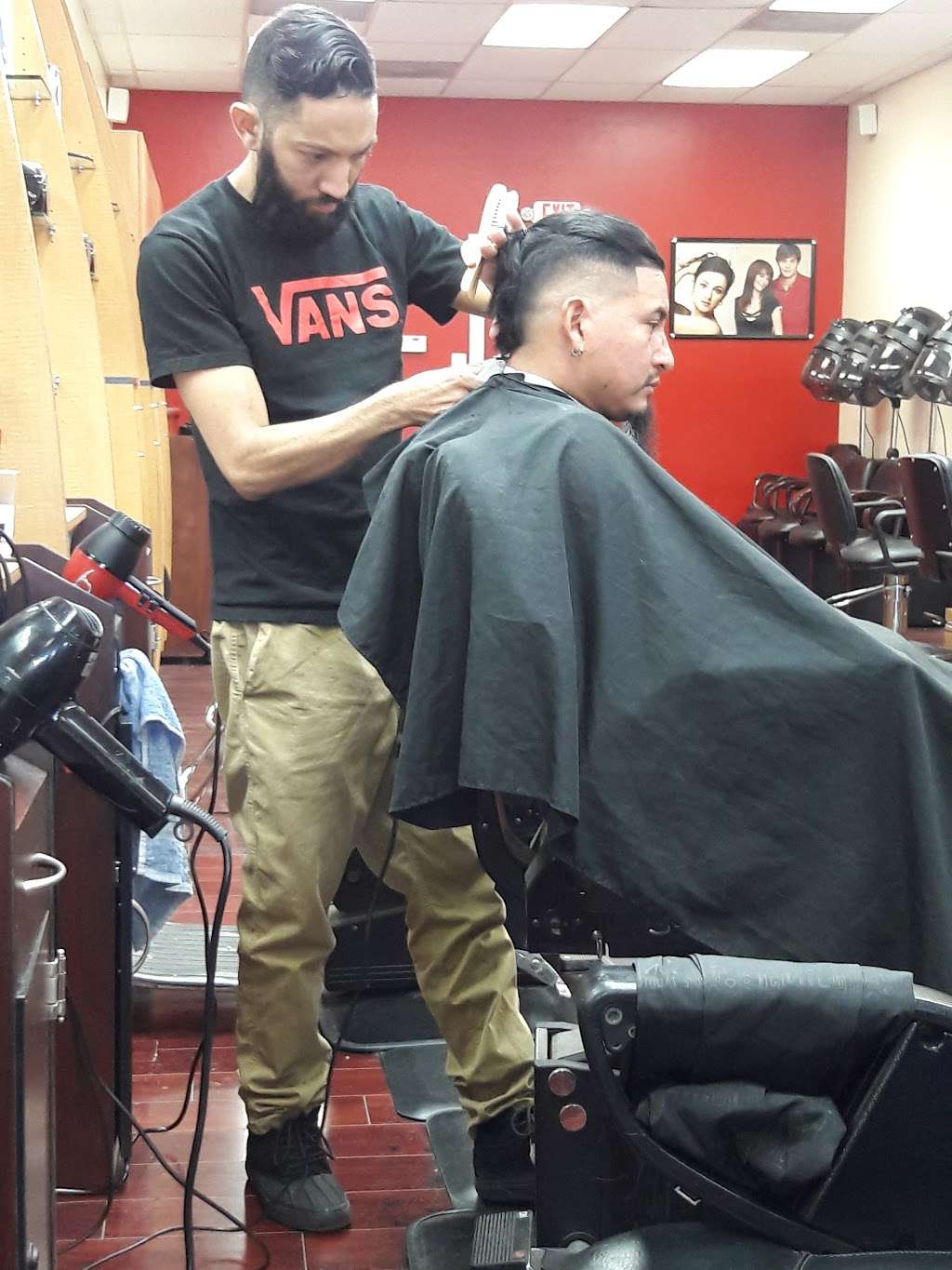 Ninos Unisex Barber Shop | 2495 Brunswick Ave, Lawrence Township, NJ 08648, USA | Phone: (609) 530-0849