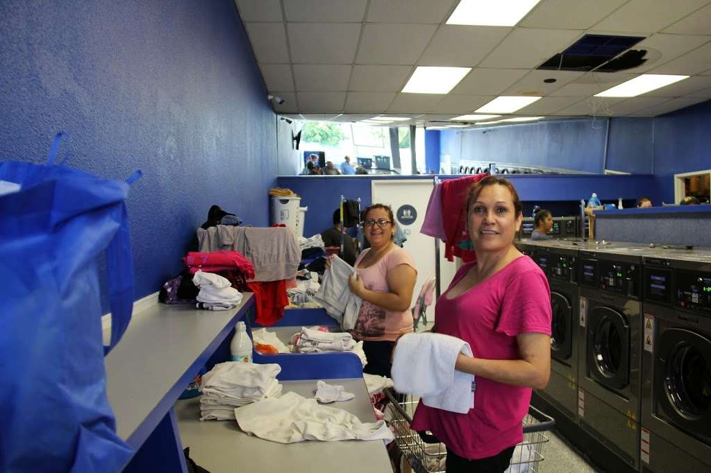 The Service Laundry | 21614 Roscoe Blvd, Canoga Park, CA 91304