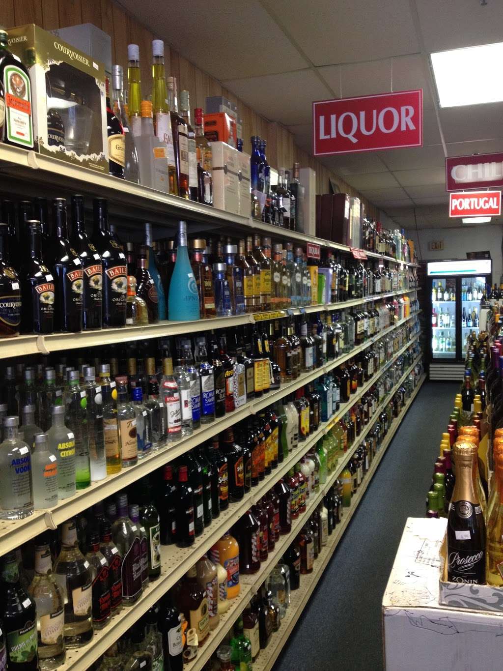 Parkside 202 Wine & Liquors | 3565 Crompond Rd, Cortlandt, NY 10567 | Phone: (914) 737-2202