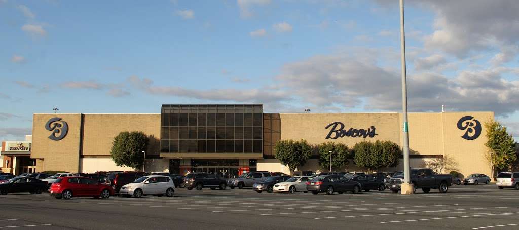 Boscovs | 800 Park City Center, Lancaster, PA 17601, USA | Phone: (717) 299-0911