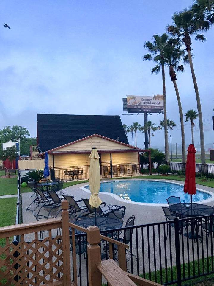 Houston East RV Resort | 11810 Interstate 10 East, Baytown, TX 77523, USA | Phone: (281) 383-3618