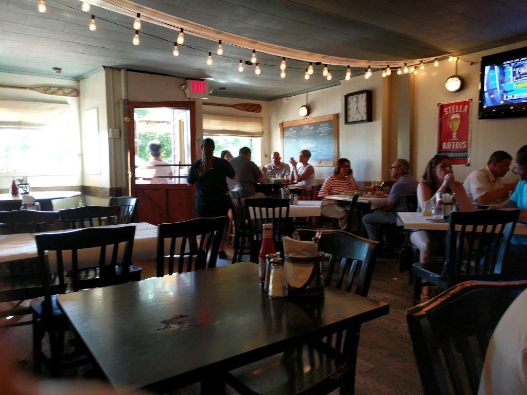 The Tavern at Croton Landing | 41 N Riverside Ave, Croton-On-Hudson, NY 10520, USA | Phone: (914) 271-8020