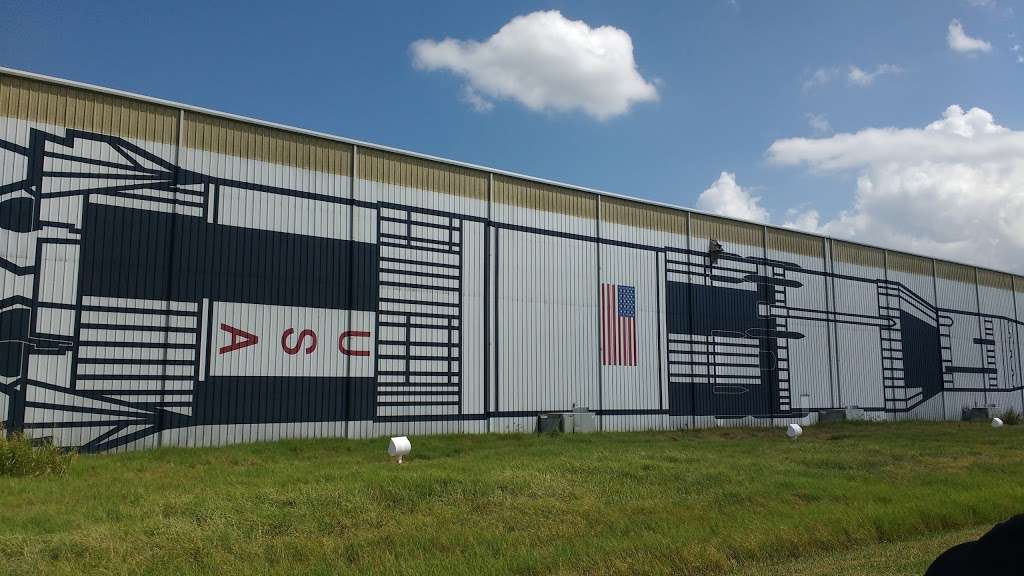 JSC Saturn V Rocket | 2101 E NASA Pkwy, Houston, TX 77058, USA | Phone: (281) 483-0123