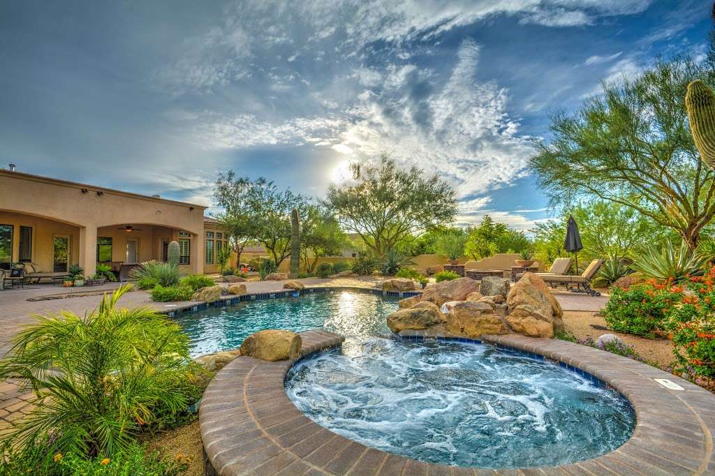 CC Fox Realty LLC | 7909 W Glendale Ave, Glendale, AZ 85303, USA | Phone: (623) 930-7355