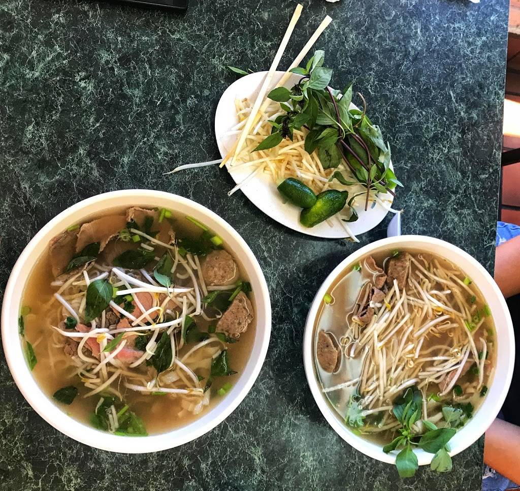 Nhat Pho Restaurant | 1820 W Southern Ave, Mesa, AZ 85202, USA | Phone: (480) 898-0760