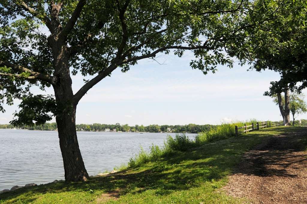 Long Lake Park - Round Lake Area Park District | 1030 N Village Dr, Round Lake Beach, IL 60073 | Phone: (847) 546-8558