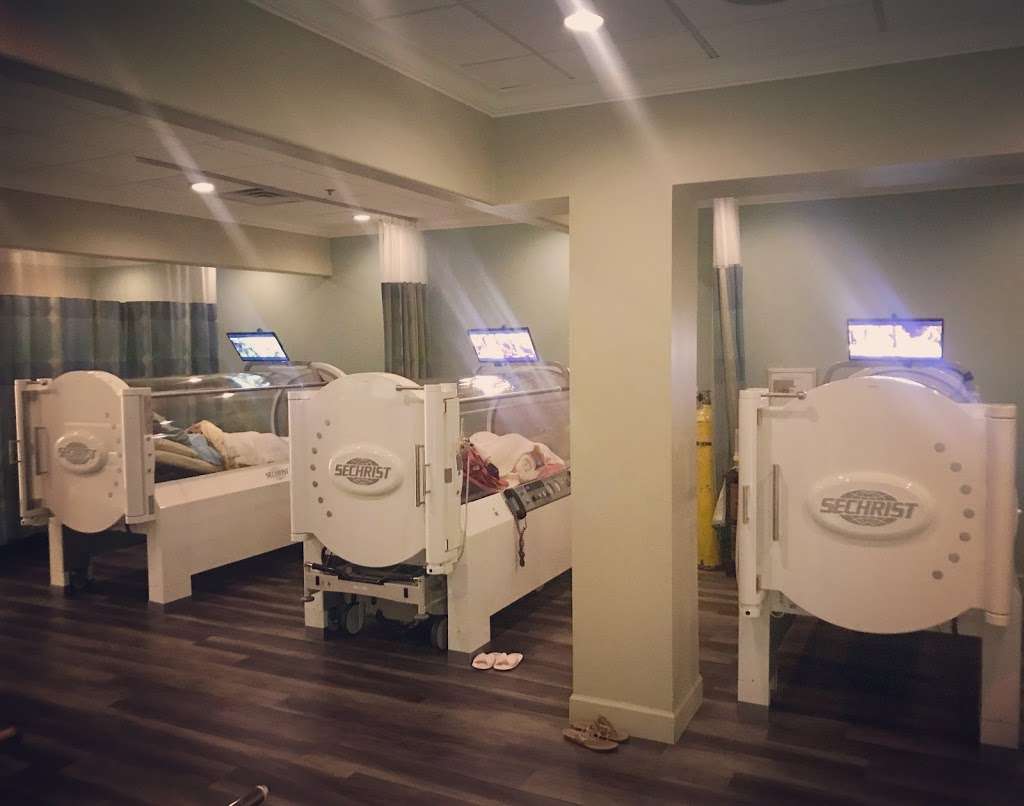 Hyperbaric Healing Treatment Center | 7932 W Sand Lake Rd #103, Orlando, FL 32819 | Phone: (407) 530-0710