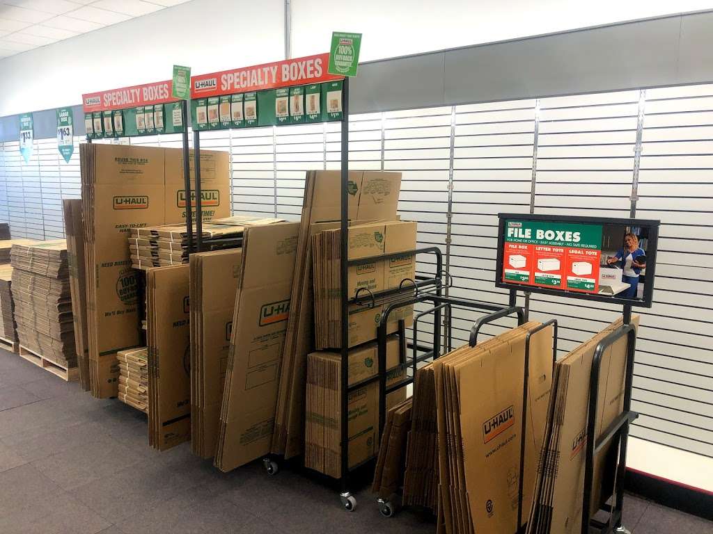 U-Haul Moving & Storage of Fort Atkinson | 1309 N High St, Fort Atkinson, WI 53538, USA | Phone: (920) 542-4365