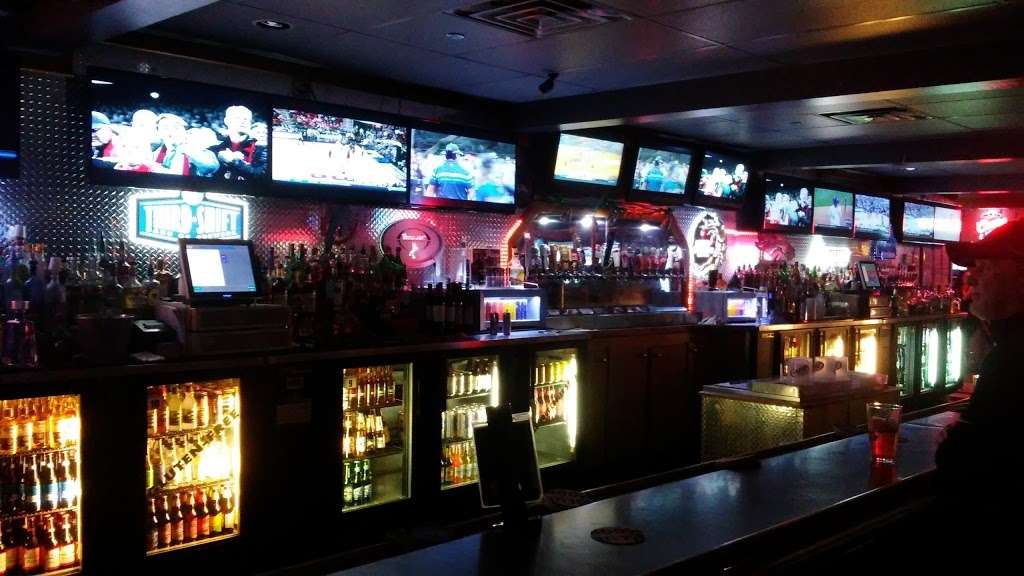 In the Zone Sports Bar & Grill | 15600 W 44th Ave, Golden, CO 80403, USA | Phone: (303) 279-3888