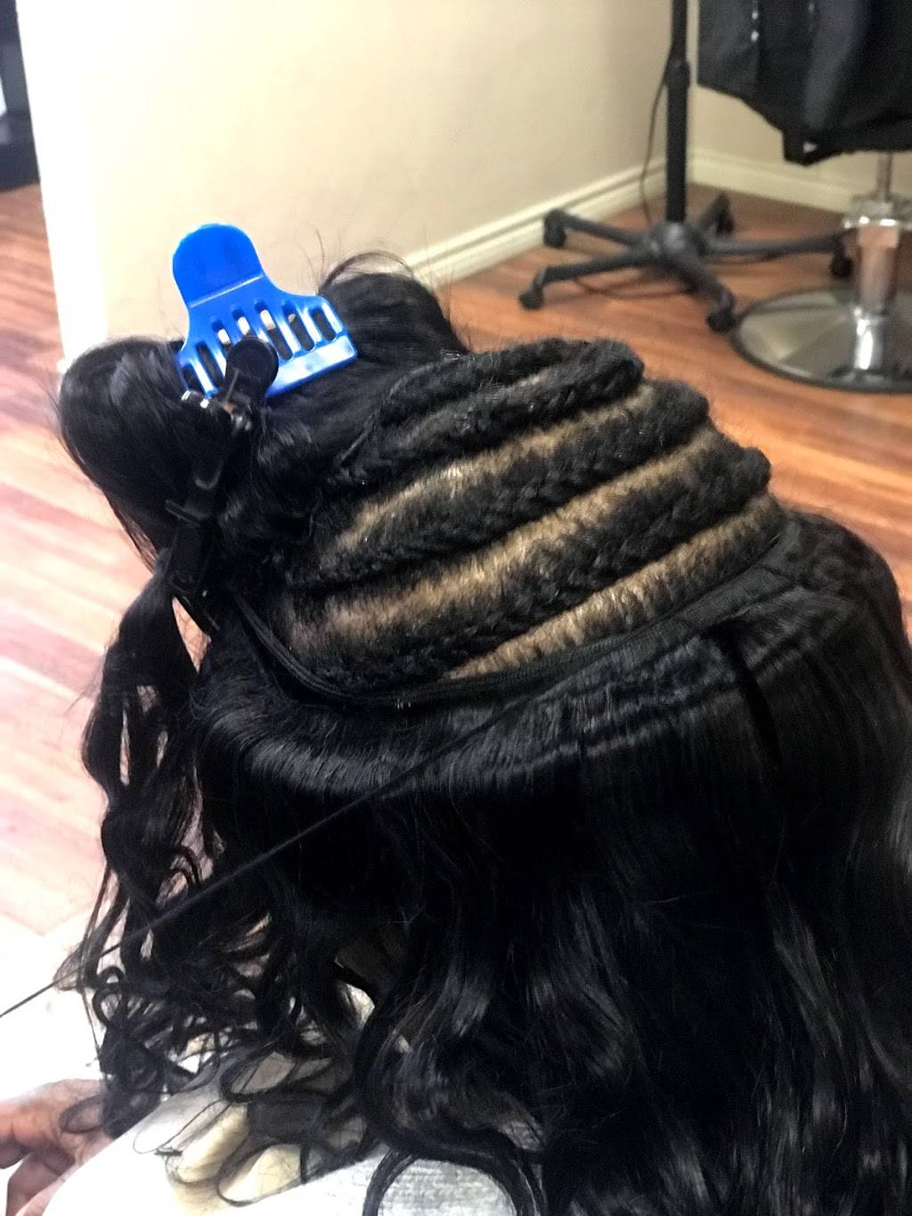 Queens and Kings Hair Salon | 729 E Slaughter Ln E, Austin, TX 78744, USA | Phone: (512) 760-1905