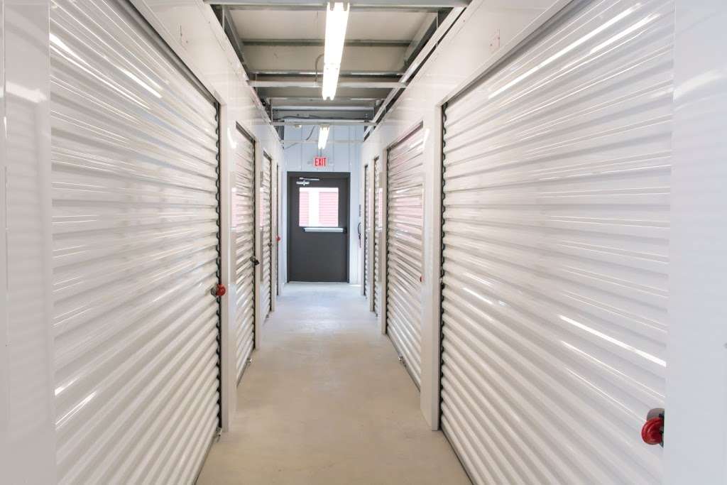 Moove in Self Storage - Quarryville | 950 Lancaster Pike, Quarryville, PA 17566, USA | Phone: (717) 806-2825