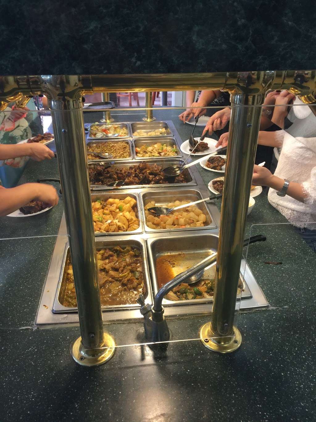 Phoenix Chinese Buffet | 2809 Lenwood Rd # A, Barstow, CA 92311, USA | Phone: (760) 253-7181