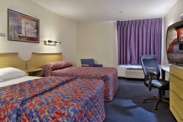 Red Roof Inn & Suites Corpus Christi | 3030 Buffalo St, Corpus Christi, TX 78408, USA | Phone: (361) 888-7663