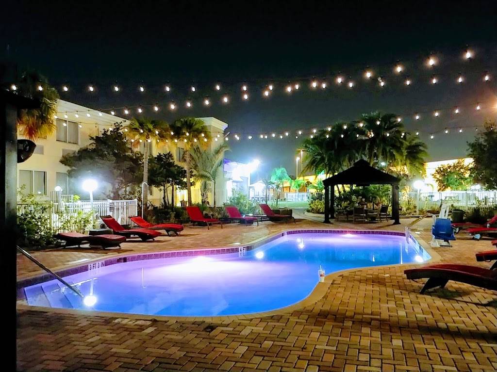 Quality Inn & Suites Near Fairgrounds Ybor City | 4955 E 18th Ave, Tampa, FL 33605, USA | Phone: (813) 623-6000