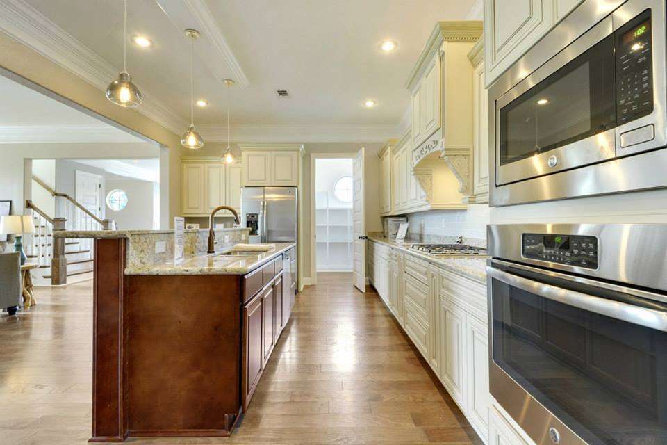 HD Kitchen & Bath - Houston Cabinetry, Countertops, Flooring | 11768 Clay Rd, Houston, TX 77043, USA | Phone: (713) 896-8888