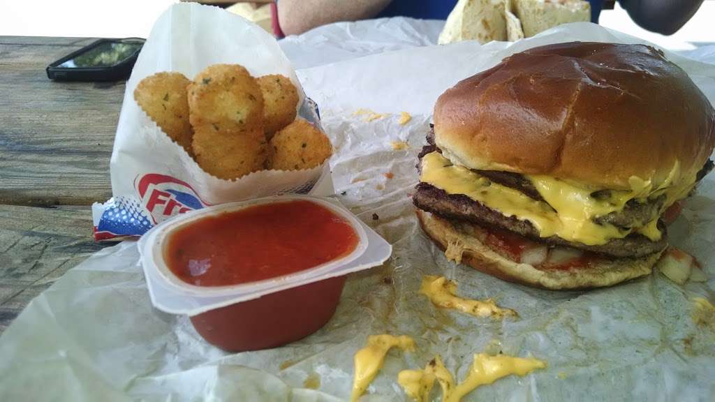 Meggy Moos Dairy Ripple | 600 Kenosha St, Walworth, WI 53184, USA | Phone: (262) 394-5584