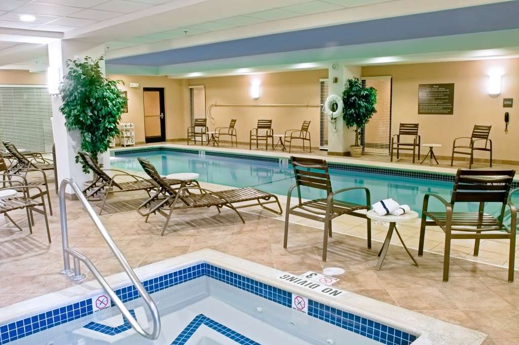 Hampton Inn Raynham-Taunton | 600 New State Hwy, Raynham, MA 02767, USA | Phone: (508) 822-6222