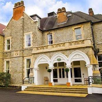 Kippington Care Home | Oakhill Rd, Sevenoaks TN13 2PG, UK | Phone: 0808 223 5517