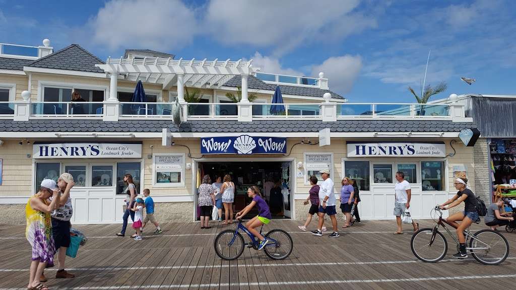 Henrys Ocean City Landmark Jewelers | 1236 Boardwalk, Ocean City, NJ 08226, USA | Phone: (609) 398-4238