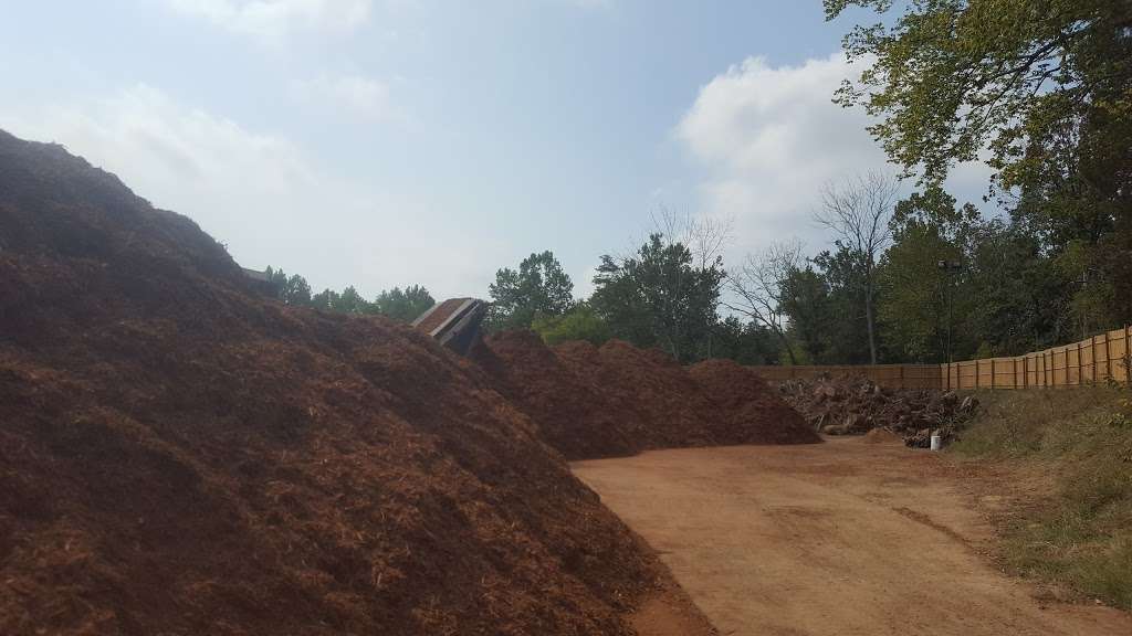 Gainesville Topsoil & Construction | 3328 Cattlett Rd, Catlett, VA 20119 | Phone: (703) 754-4523