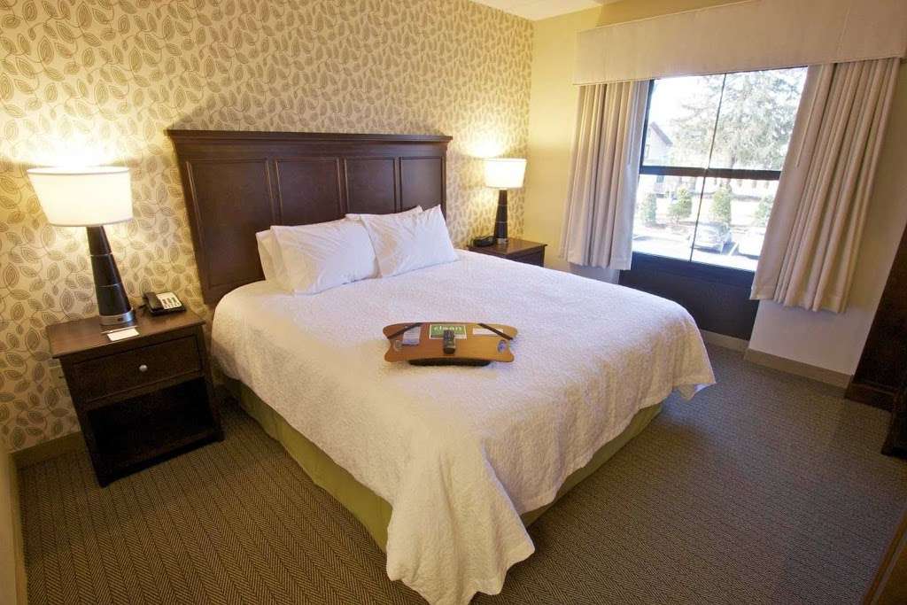 Hampton Inn Tunkhannock | 209 E Tioga St, Tunkhannock, PA 18657, USA | Phone: (570) 996-5866