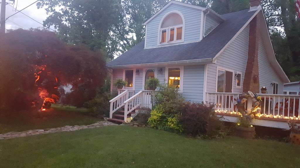 Chesapeake Cottages | 1544 Elm Rd, St Leonard, MD 20685, USA | Phone: (301) 904-5708