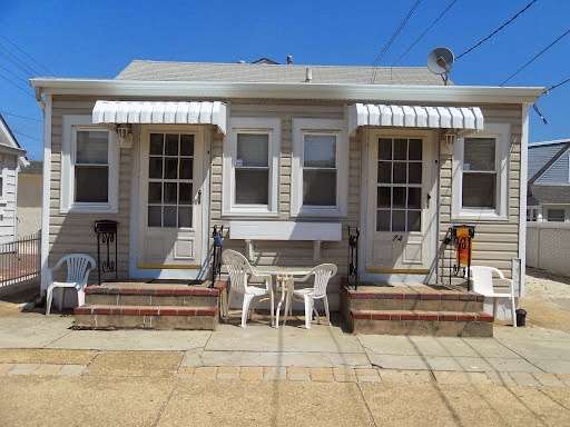 New Jersey Shore Rentals:Mike Buckleys | 57 Bay Shore Dr, Toms River, NJ 08753, USA | Phone: (732) 599-6379