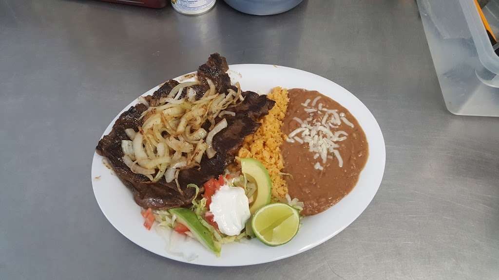 El Dorado Mexican Restaurant | 103 Rand Rd, Lakemoor, IL 60050 | Phone: (815) 385-3303