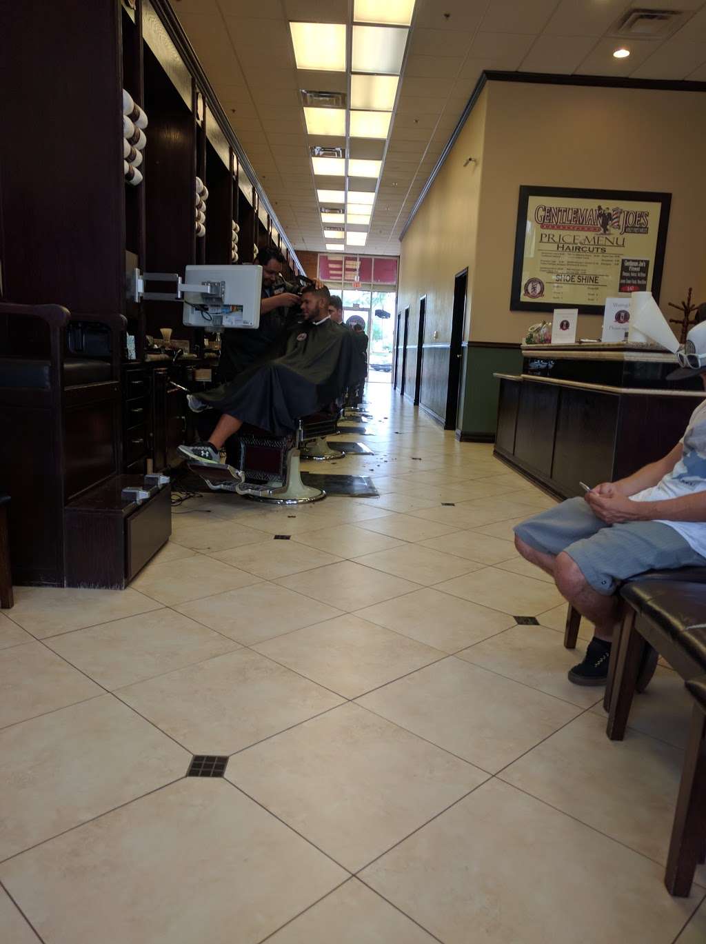 Gentleman Joes Barber Shop | 805 N Dobson Rd, Mesa, AZ 85201, USA | Phone: (480) 615-5957