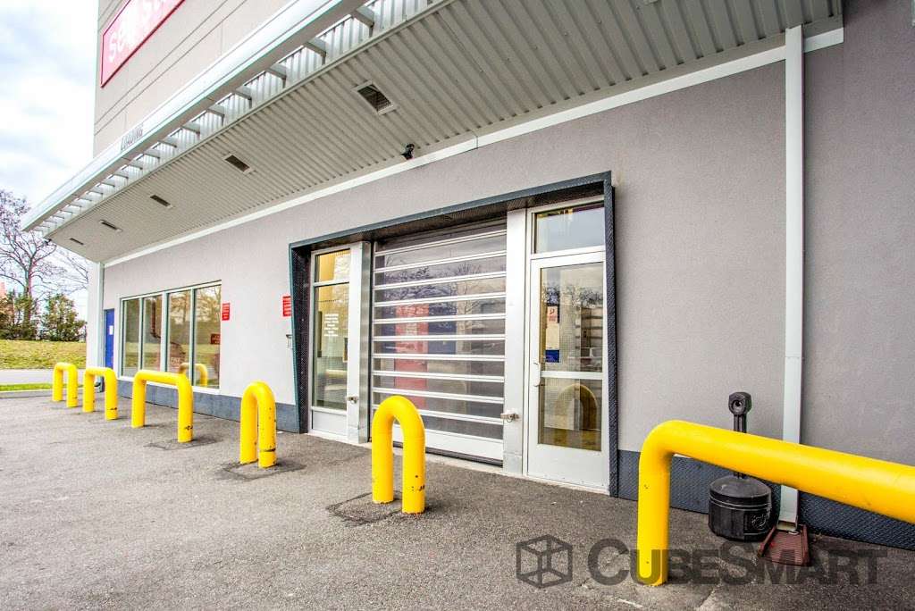 CubeSmart Self Storage | 124-16 31st Ave, Flushing, NY 11354, USA | Phone: (718) 359-2924