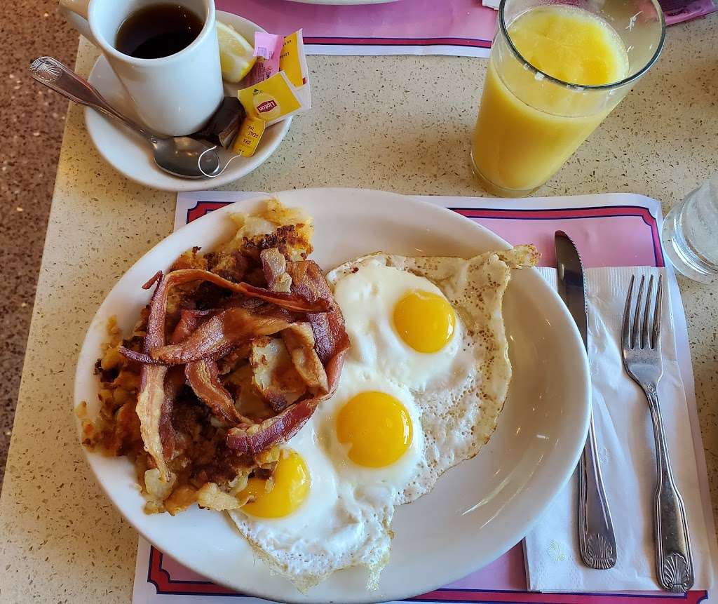 New Rochelle Diner | 850 Main St, New Rochelle, NY 10801, USA | Phone: (914) 637-7525