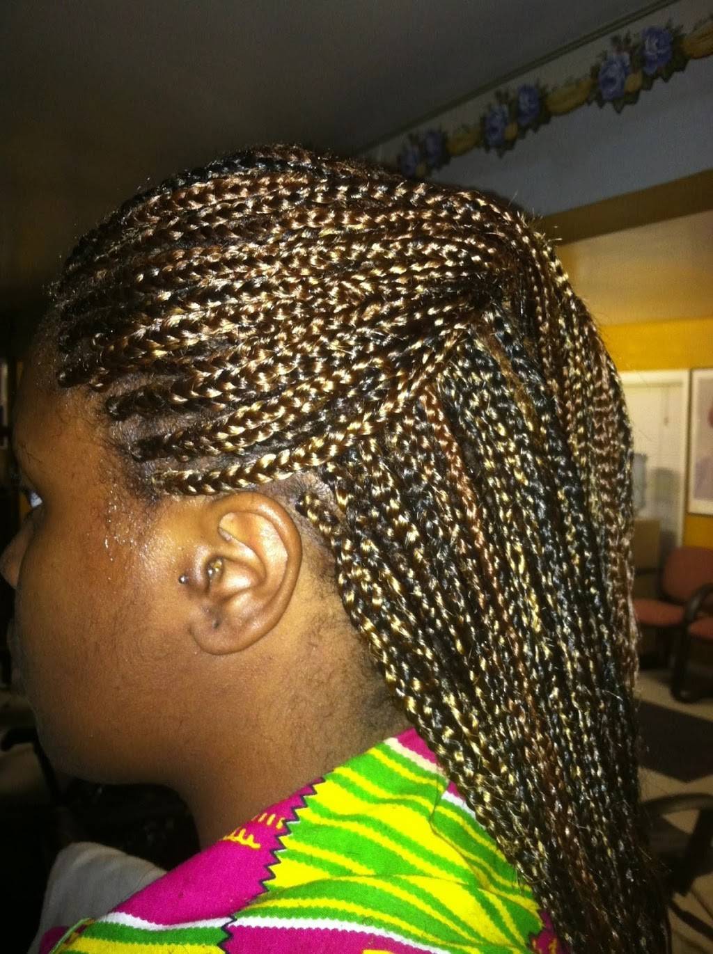 Chic Hair Braiding | 611 Summit Ave, Greensboro, NC 27405, USA | Phone: (336) 375-4697