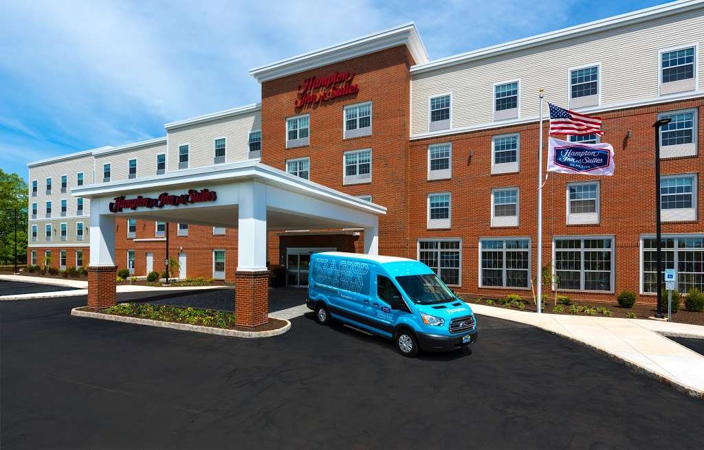 Hampton Inn & Suites Bridgewater | 1277 US-22, Bridgewater, NJ 08807, USA | Phone: (908) 722-9910