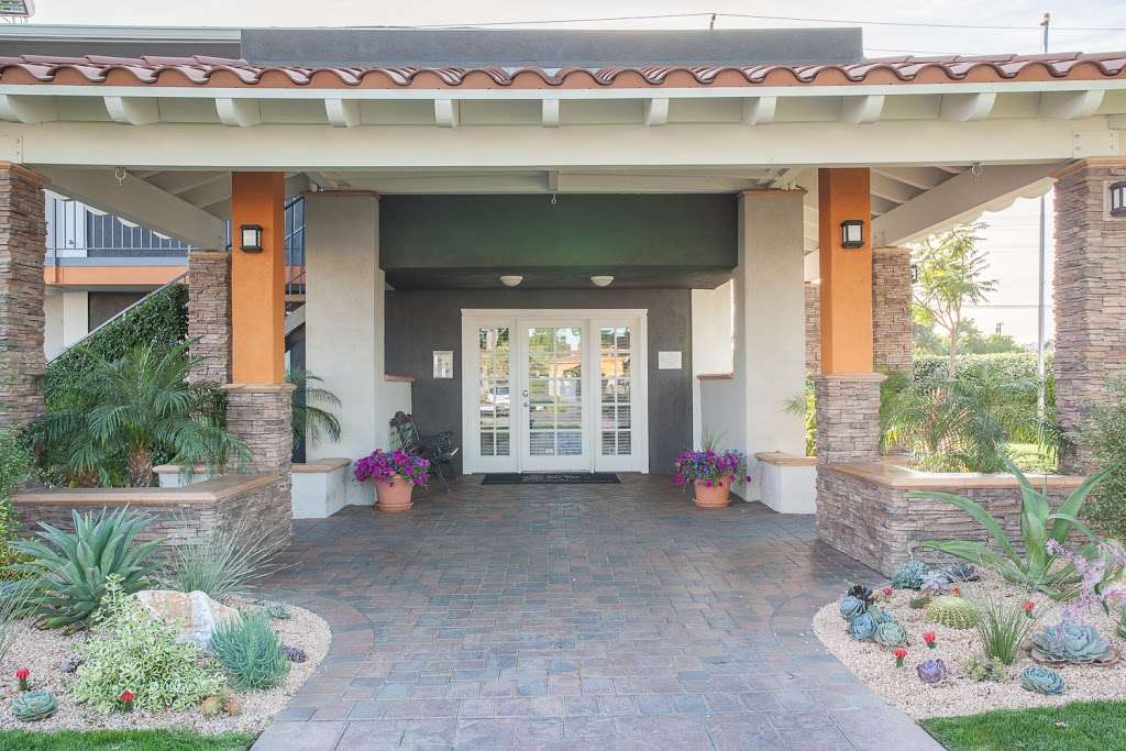 Villa Del Sol Apartments of Santa Ana | 811 S Fairview St, Santa Ana, CA 92704, USA | Phone: (714) 547-7485