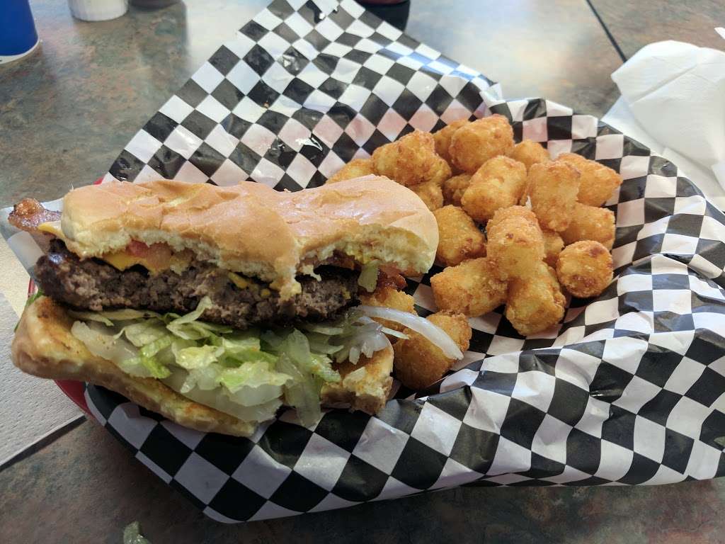 Grandstand Burgers | 812 S Silver St, Paola, KS 66071, USA | Phone: (913) 594-4258