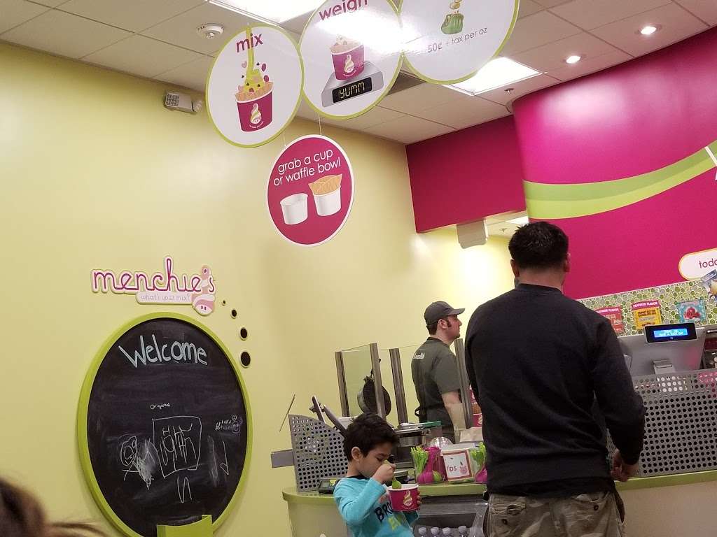 Menchies Mission Hills | 10386 Sepulveda Blvd, Mission Hills, CA 91345 | Phone: (818) 966-9944